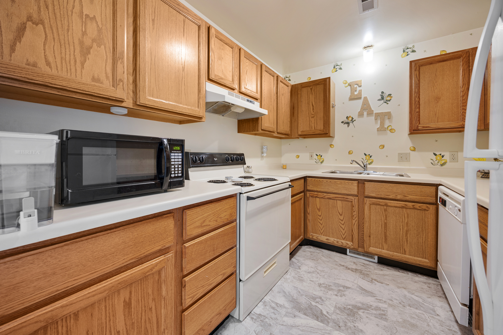 326 Edward Street Sycamore, IL 60178 - Photo 12 of 38