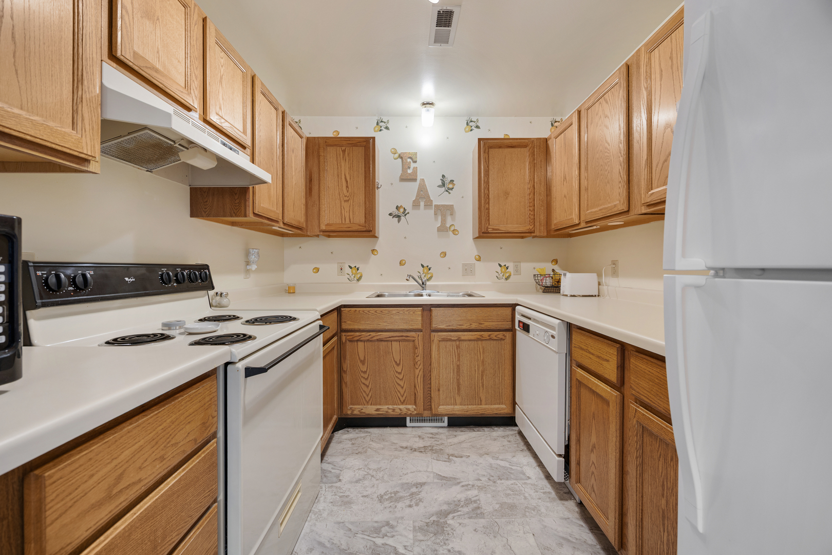 326 Edward Street Sycamore, IL 60178 - Photo 13 of 38