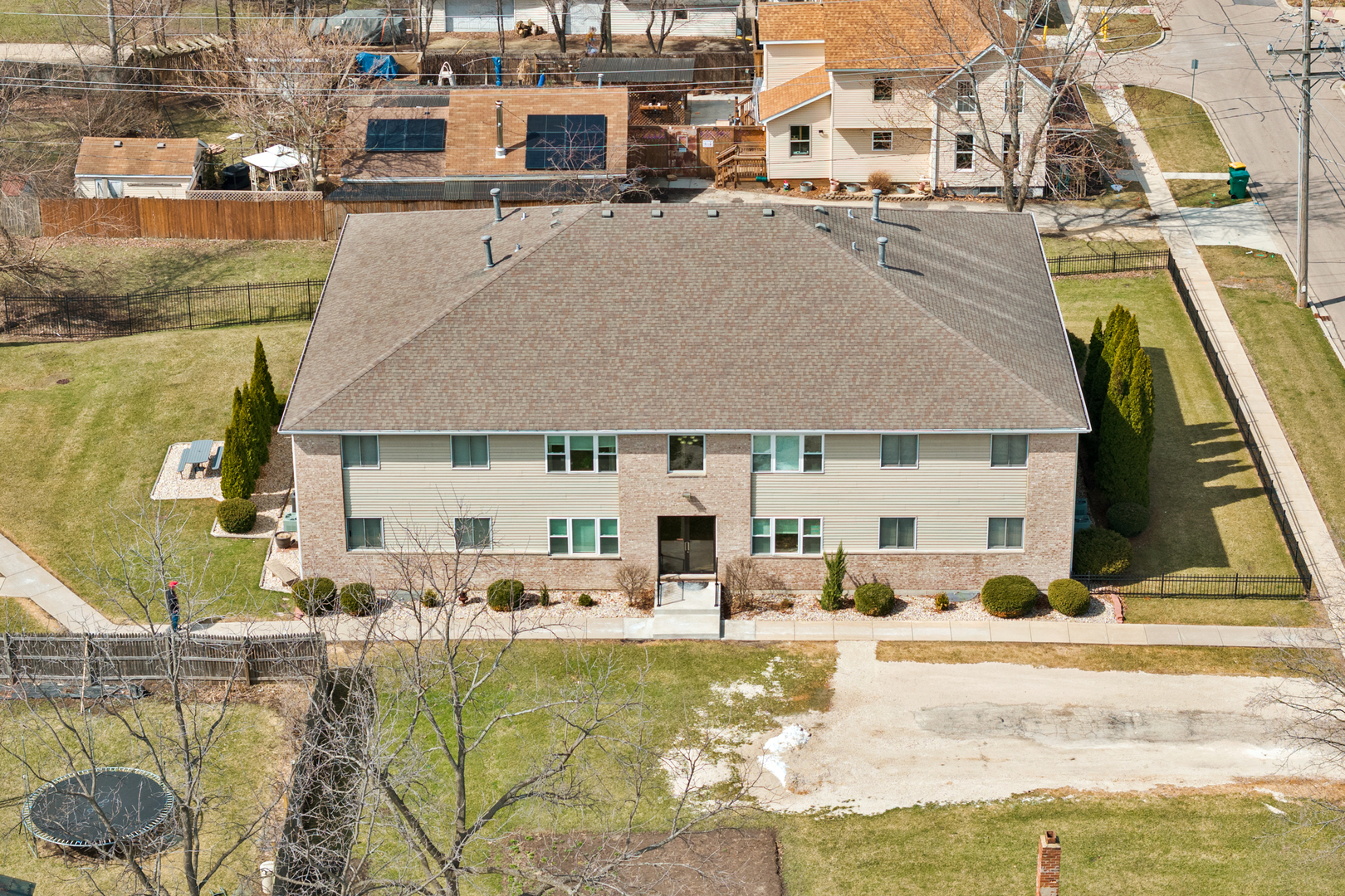 326 Edward Street Sycamore, IL 60178 - Photo 2 of 38