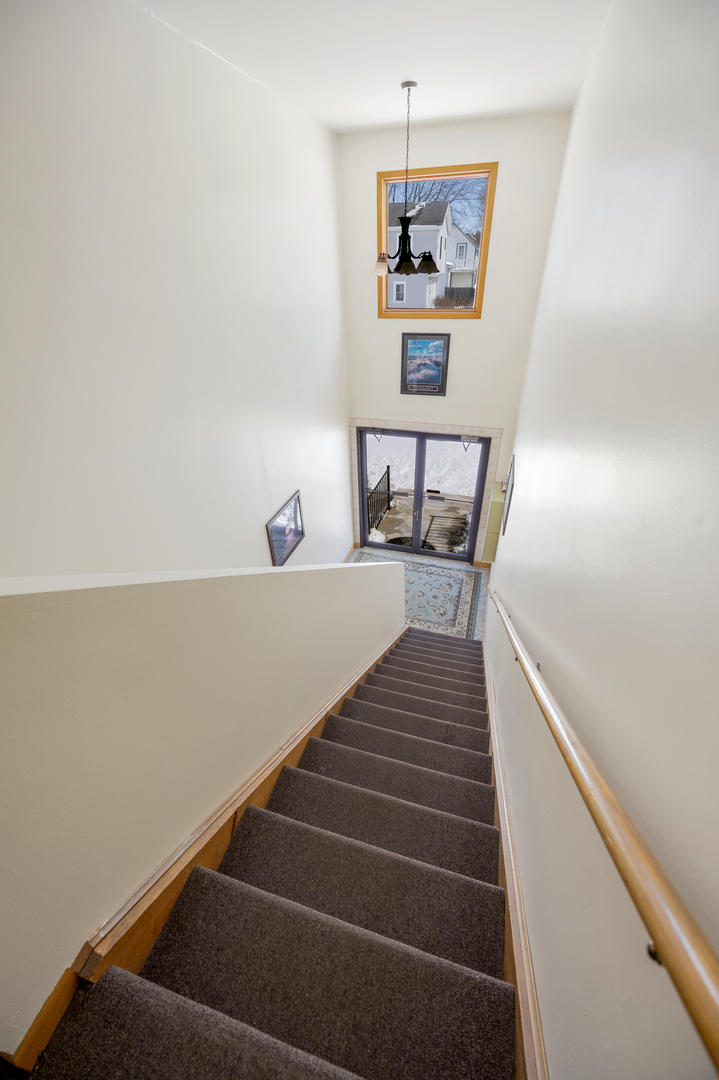 326 Edward Street Sycamore, IL 60178 - Photo 10 of 38