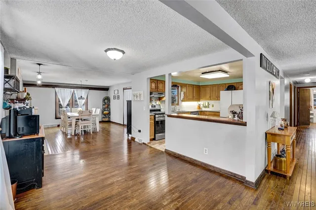 $375,000 | 521 Stolle Road, Elma, NY 14059