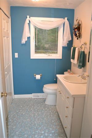 16 Edwards Road Foxboro, MA 02035 - Photo 7 of 30 Gallery Image 7