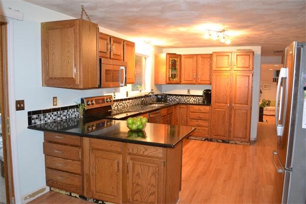 16 Edwards Road Foxboro, MA 02035 - Photo 8 of 30 Gallery Image 8