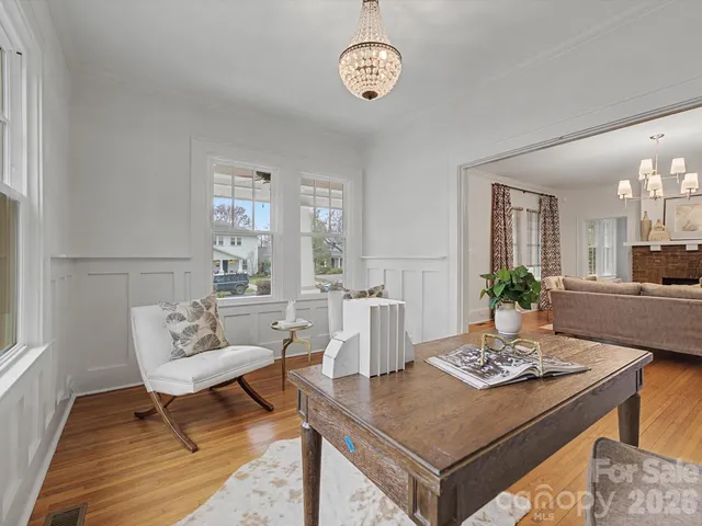 $1,895,000 | 215 Circle Avenue, Charlotte, NC 28207