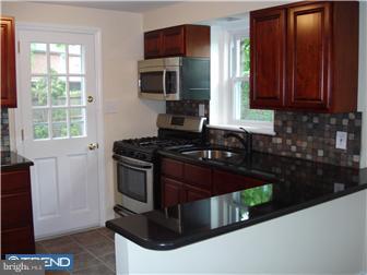 105 Kent Road Springfield, PA 19064 - Photo 4 of 11