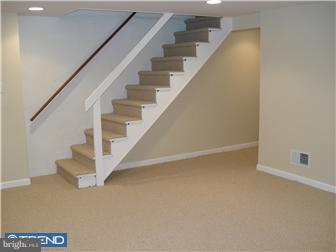 105 Kent Road Springfield, PA 19064 - Photo 8 of 11