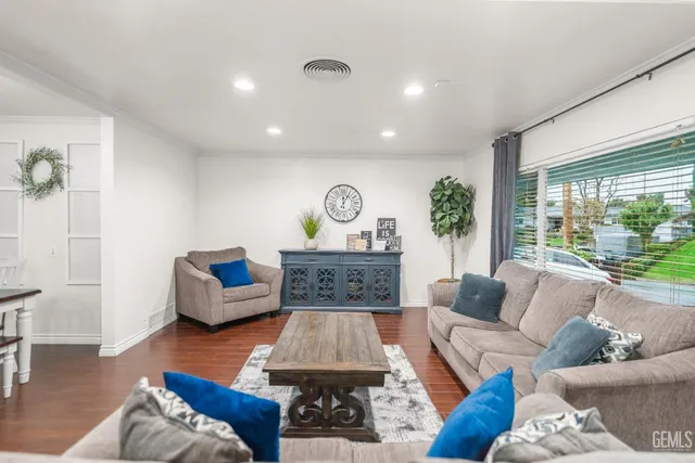 $449,999 | Undisclosed Address, Bakersfield, CA 93306