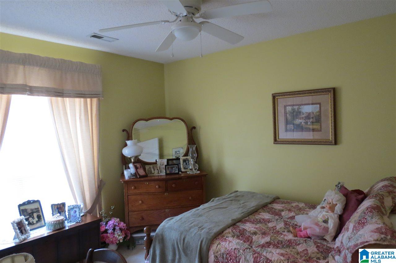 1544 Oliver Road Leeds, AL 35094 - Photo 12 of 15