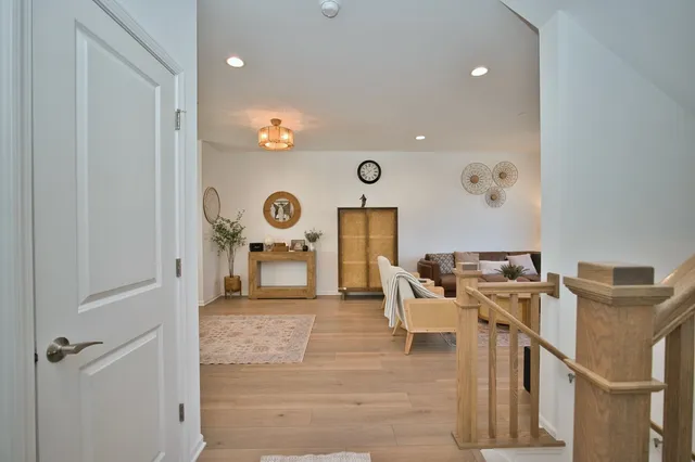 $499,900 | 30w024 Brayman Court, Aurora, IL 60502