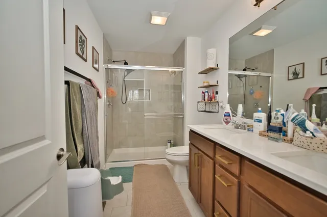 $499,900 | 30w024 Brayman Court, Aurora, IL 60502