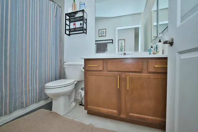 $499,900 | 30w024 Brayman Court, Aurora, IL 60502