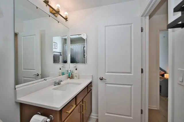 $499,900 | 30w024 Brayman Court, Aurora, IL 60502