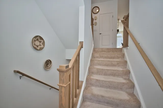 $499,900 | 30w024 Brayman Court, Aurora, IL 60502