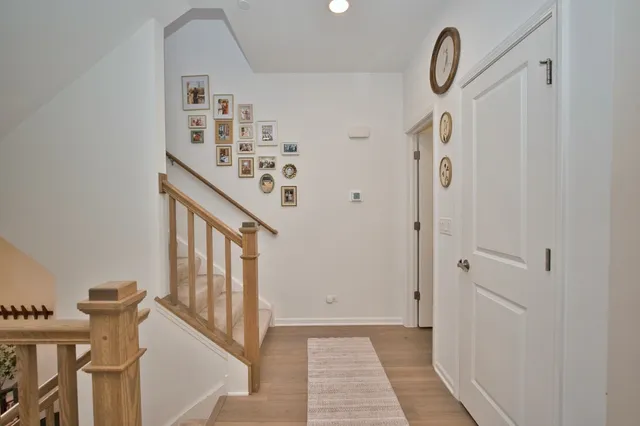 $499,900 | 30w024 Brayman Court, Aurora, IL 60502