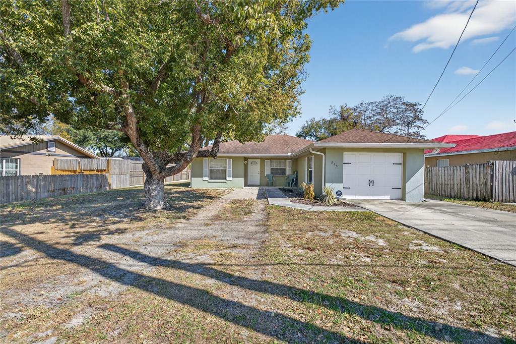 215 Dairy Road Auburndale, FL 33823 - Photo 2 of 31