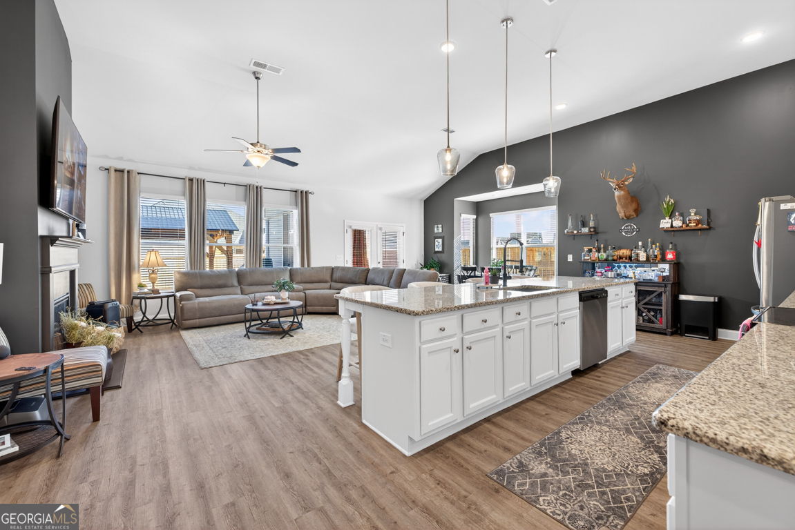 136 Applewood Way Homer, GA 30547 - Photo 8 of 47