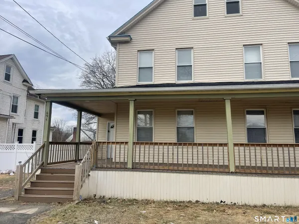 $2,300 | 692 Enfield Street, Enfield, CT 06082