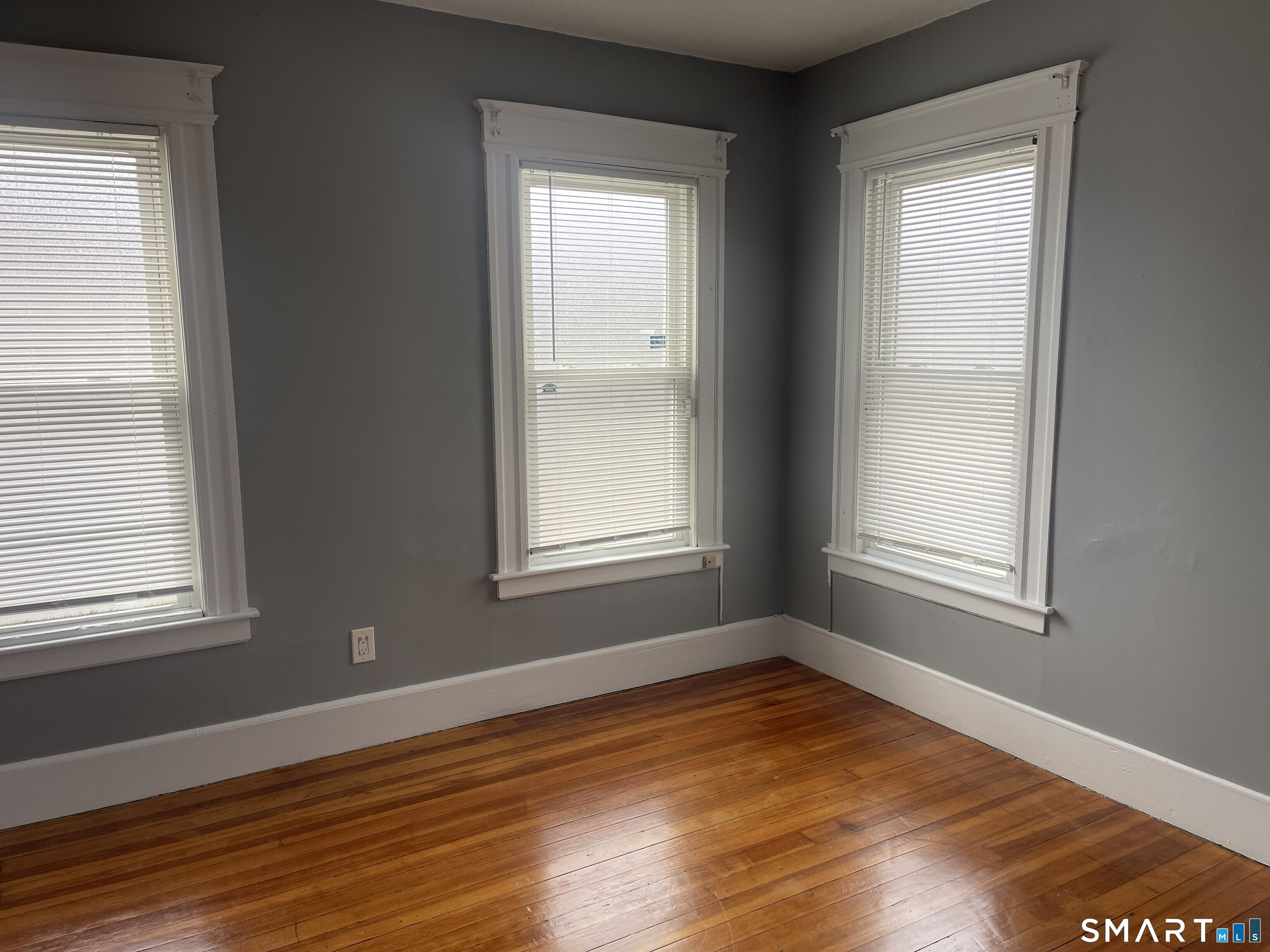 692 Enfield Street Enfield, CT 06082 - Photo 11 of 17
