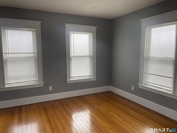 $2,300 | 692 Enfield Street, Enfield, CT 06082