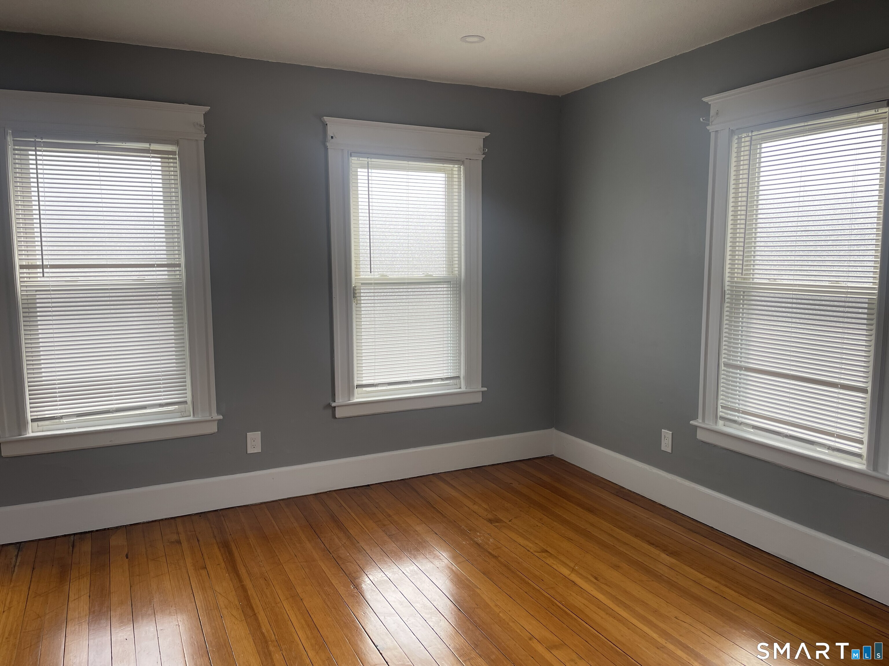692 Enfield Street Enfield, CT 06082 - Photo 17 of 17