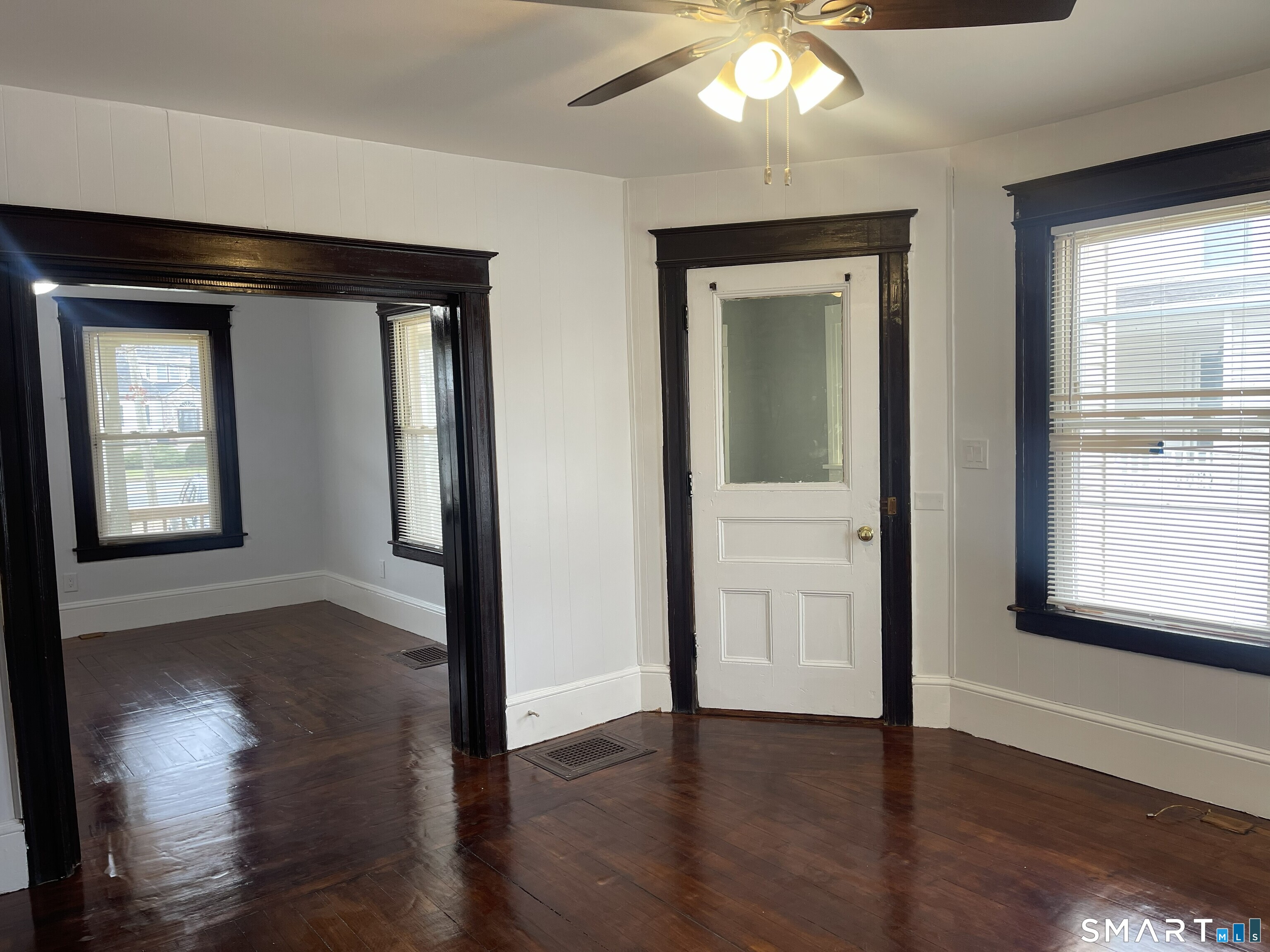 692 Enfield Street Enfield, CT 06082 - Photo 7 of 17