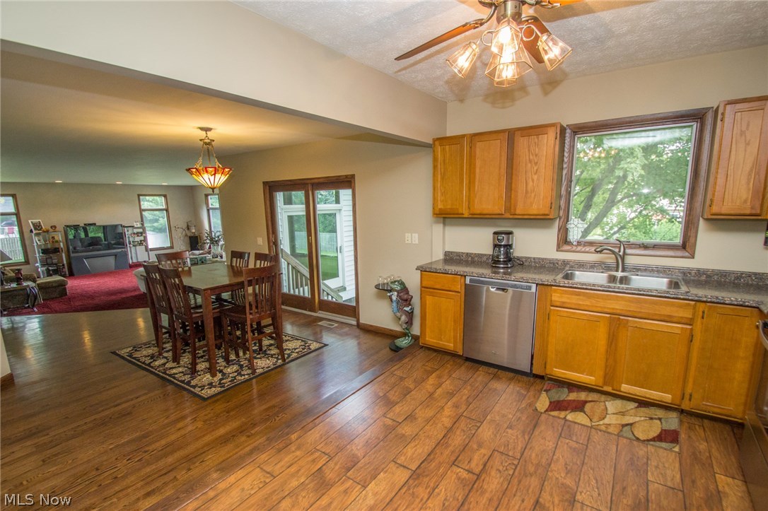 18345 Hunt Road Strongsville, OH 44136 - Photo 9 of 35 Gallery Image 9