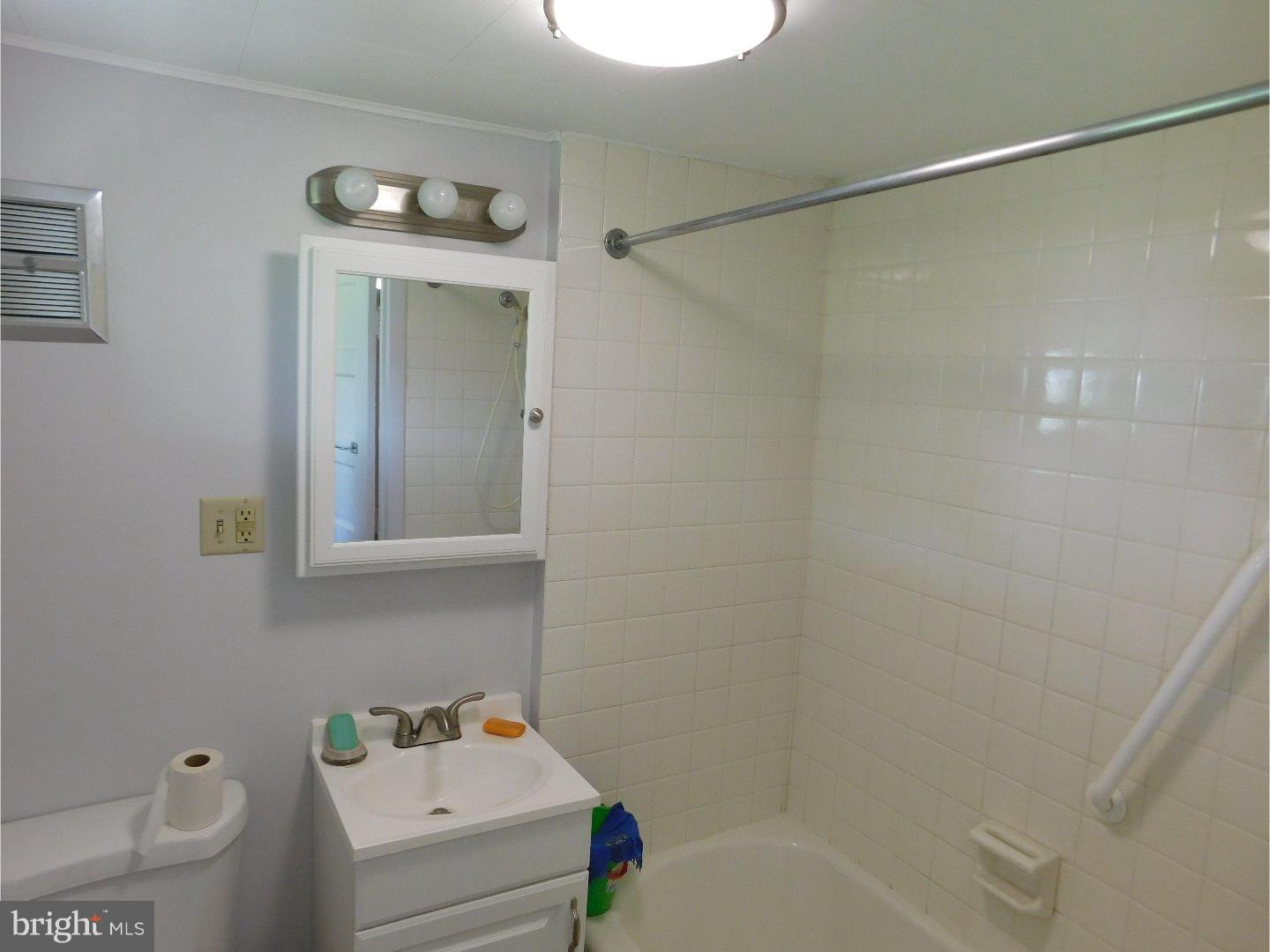 14 West Ruddle Street Coaldale, PA 18218 - Photo 6 of 12