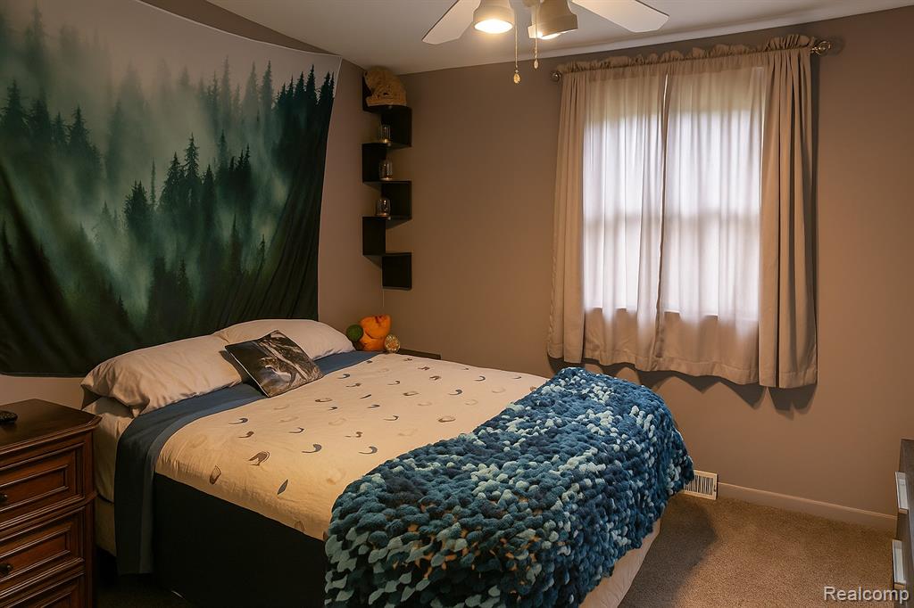15710 Inkster Road Romulus, MI 48174 - Photo 22 of 32 Gallery Image 22