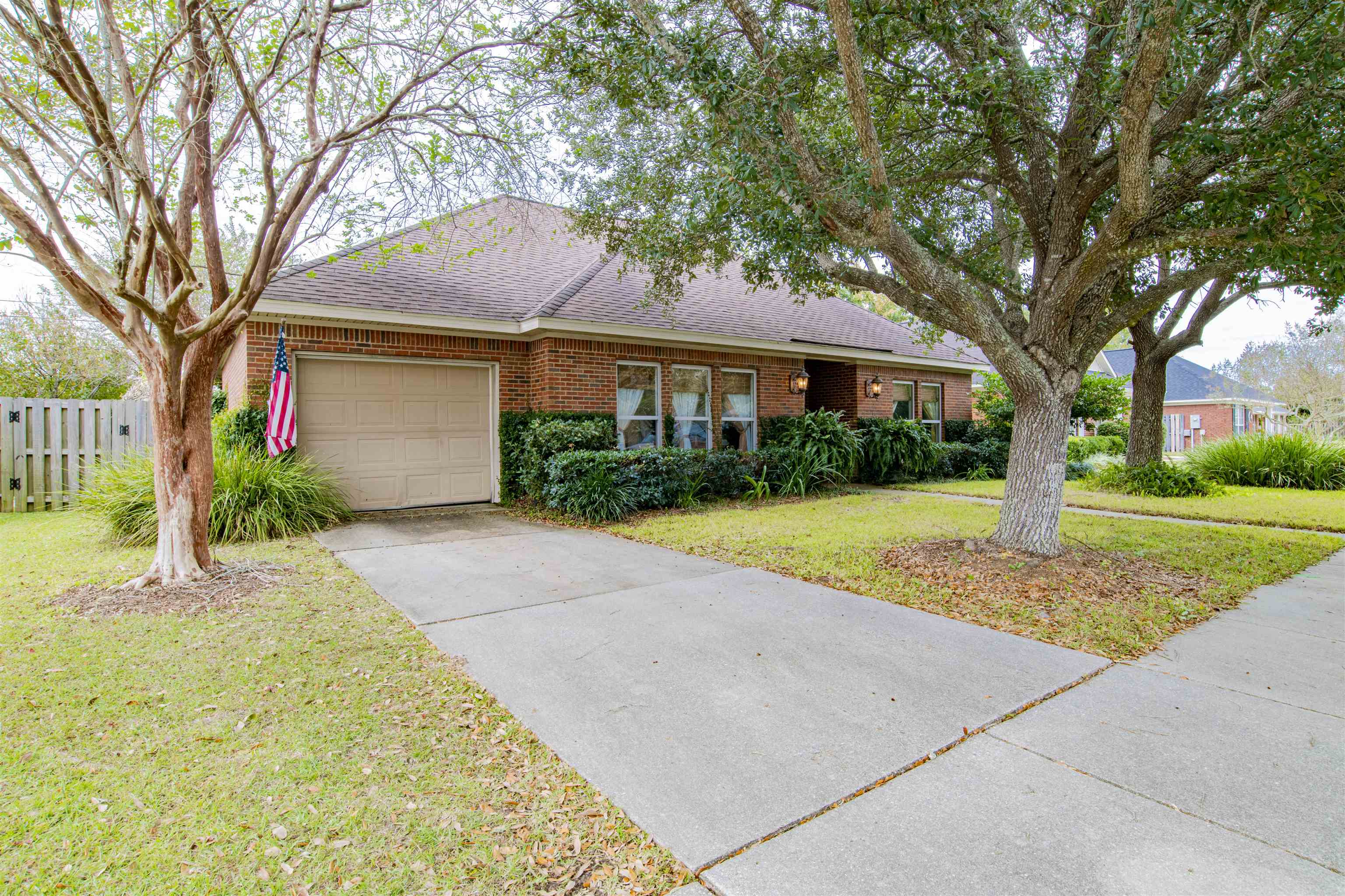 113 Reilly Circle Fairhope, AL 36532 - Photo 2 of 19