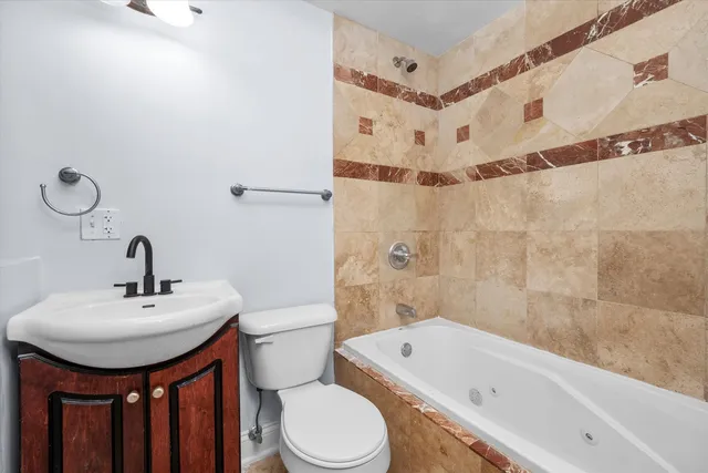 $305,000 | 1363 East 64th Street, Unit 1, Chicago, IL 60637