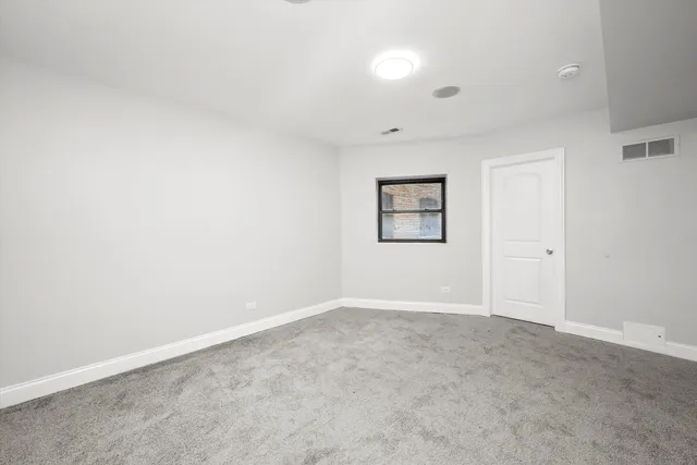 $305,000 | 1363 East 64th Street, Unit 1, Chicago, IL 60637