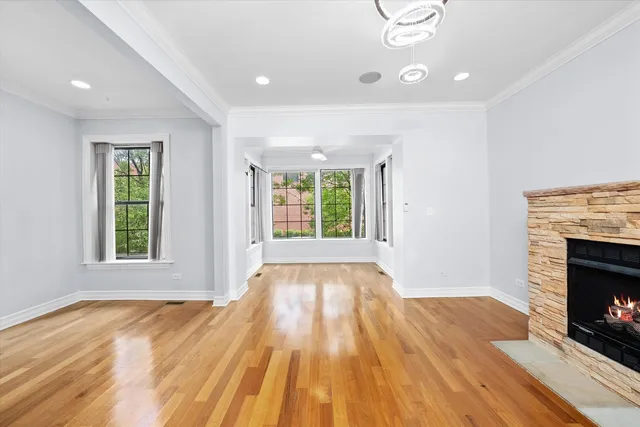 $305,000 | 1363 East 64th Street, Unit 1, Chicago, IL 60637