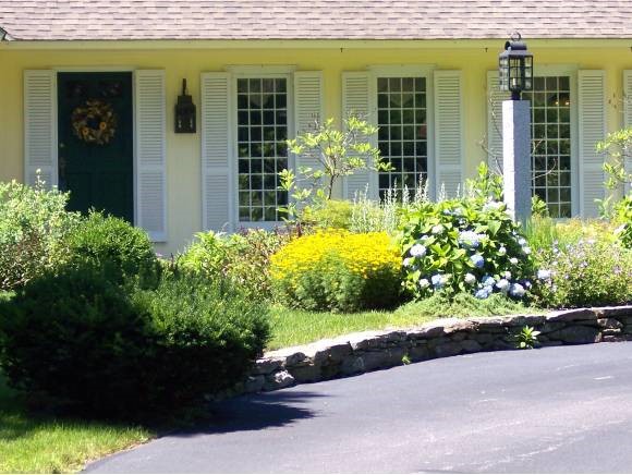 331 Boston Post Road Amherst, NH 03031 - Photo 1 of 1