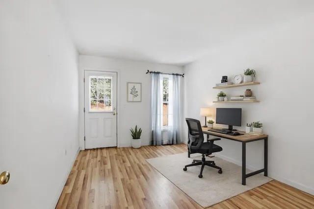 $399,900 | 34 Pleasant Street, Windham, NH 03087