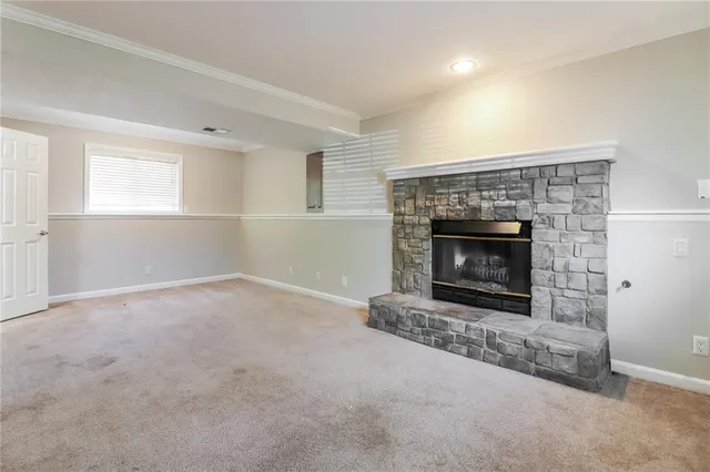 $1,900 | 522 Valle Drive, Belton, MO 64012