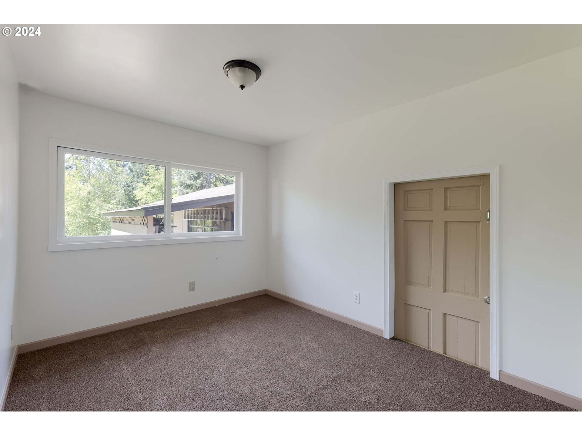 3745 Columbia Heights Road Longview, WA 98632 - Photo 26 of 45 Gallery Image 26