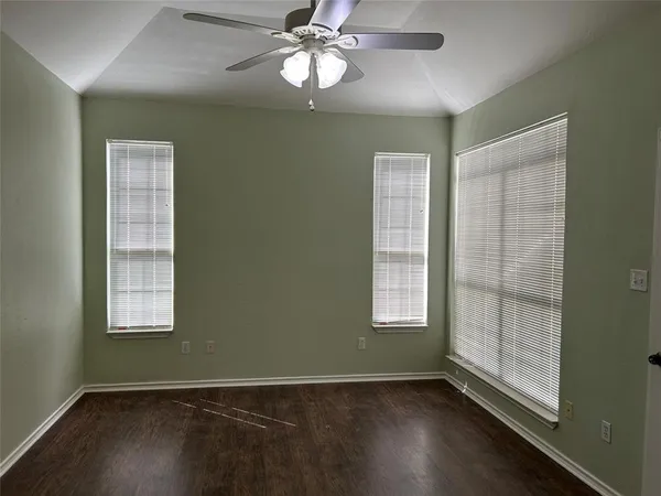 $1,675 | 1505 Park Place, Sherman, TX 75092