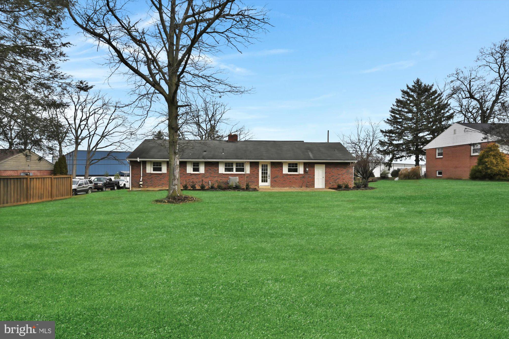 114 Running Pump Road Lancaster, PA 17603 - Photo 28 of 31 Back