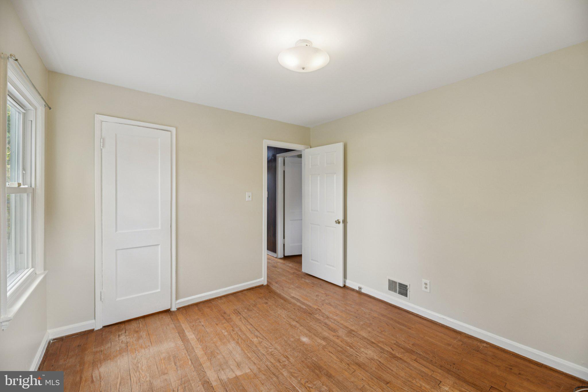 6716 Conley Road Takoma Park, MD 20912 - Photo 31 of 41