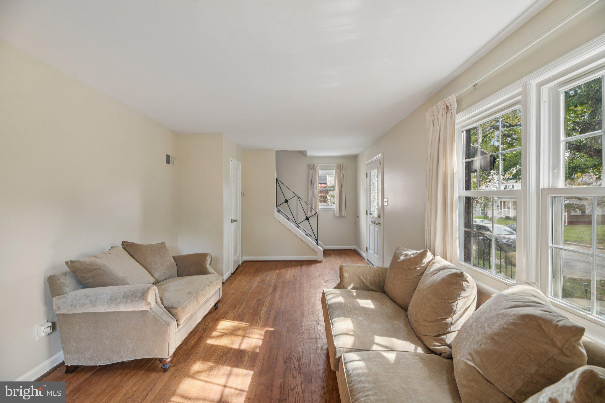 6716 Conley Road Takoma Park, MD 20912 - Photo 4 of 41