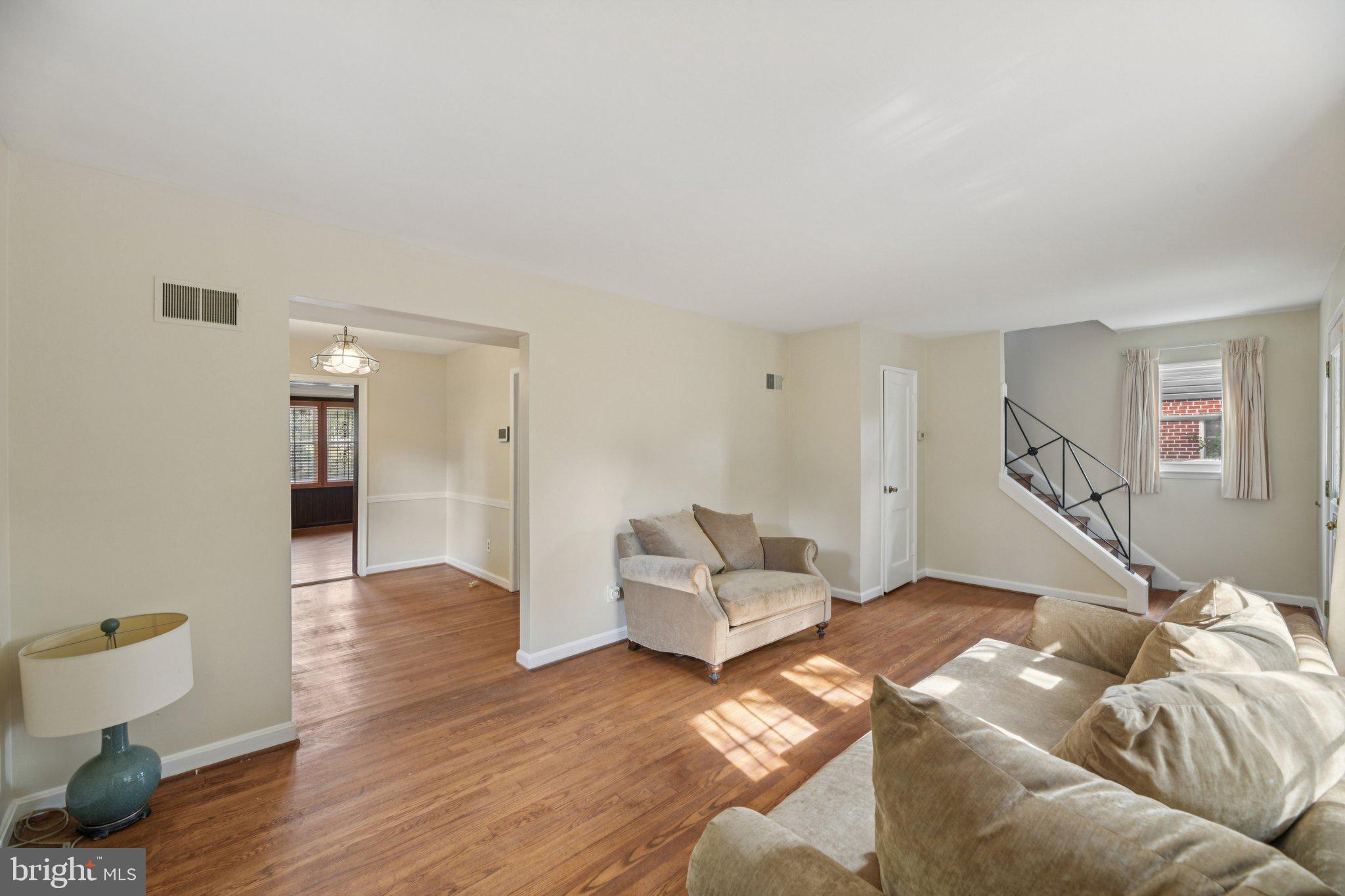 6716 Conley Road Takoma Park, MD 20912 - Photo 7 of 41