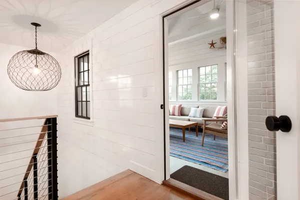 $4,295,000 | 10 B Angola Street, Nantucket, MA 02554