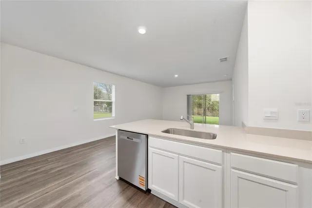 $2,050 | 8347 Madrid Street, Lakeland, FL 33810