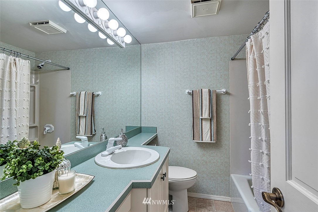 18910 Olympic View Drive Edmonds, WA 98020 - Photo 19 of 25