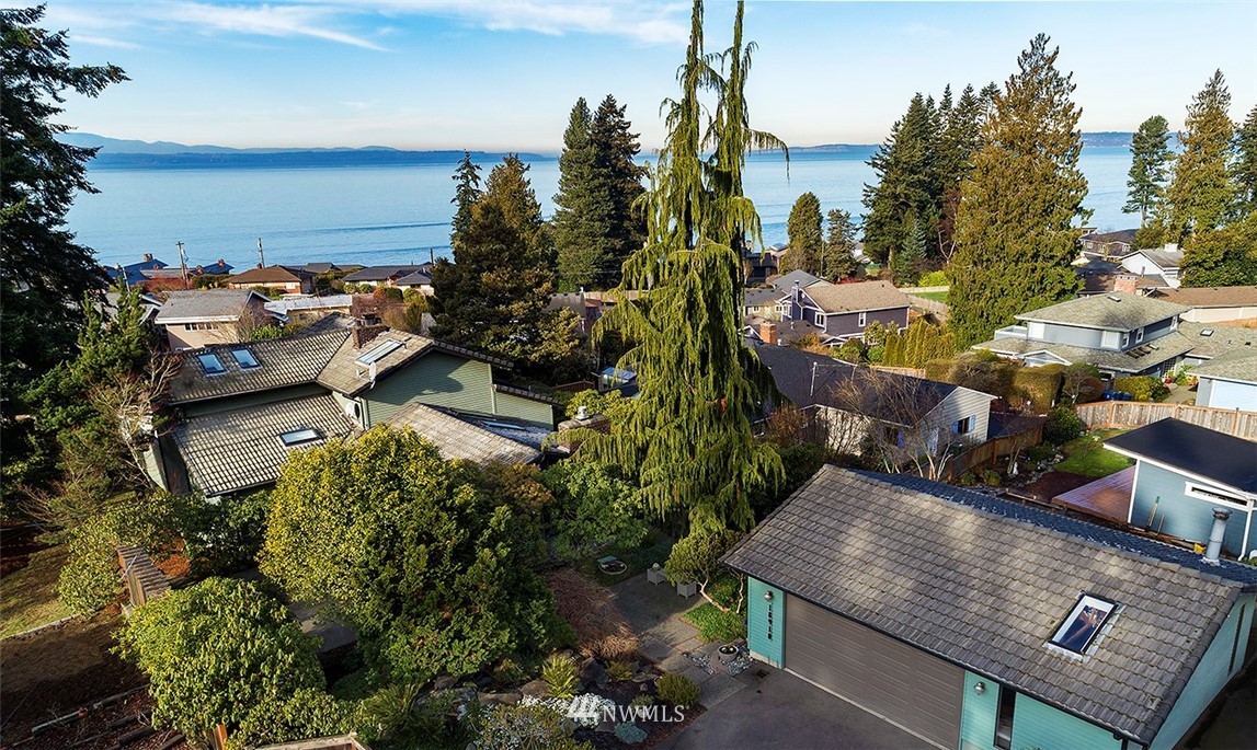 18910 Olympic View Drive Edmonds, WA 98020 - Photo 21 of 25