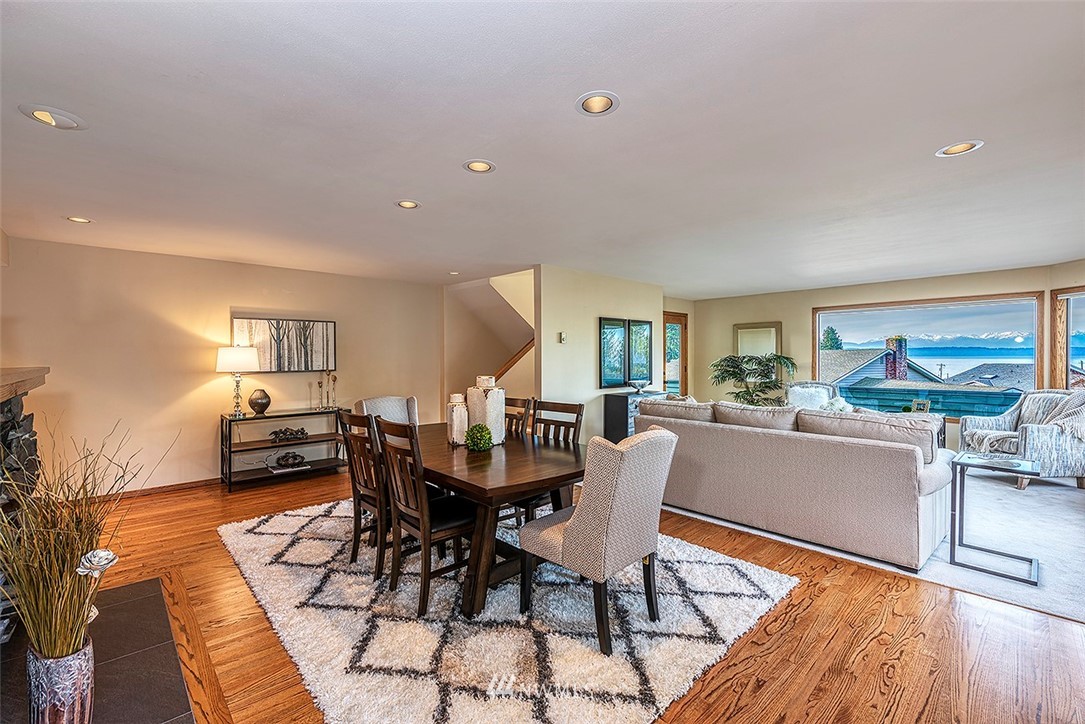 18910 Olympic View Drive Edmonds, WA 98020 - Photo 4 of 25