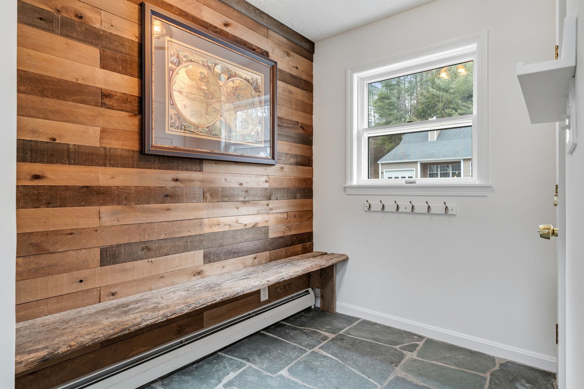 25 Pinewood Village Road, Unit 25 Lebanon, NH 03784 - Photo 2 of 22 Gallery Image 2