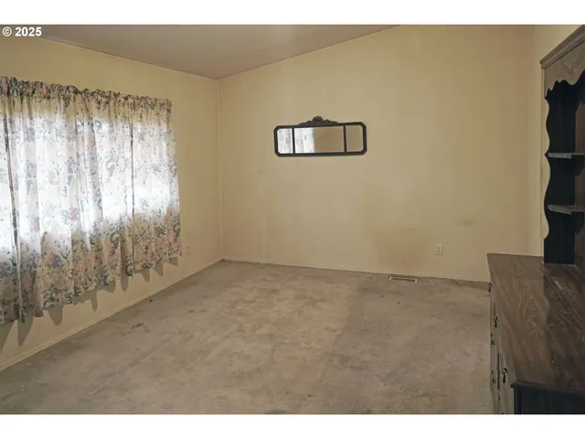 $89,850 | 13446 Southeast Schiller Street, Portland, OR 97236