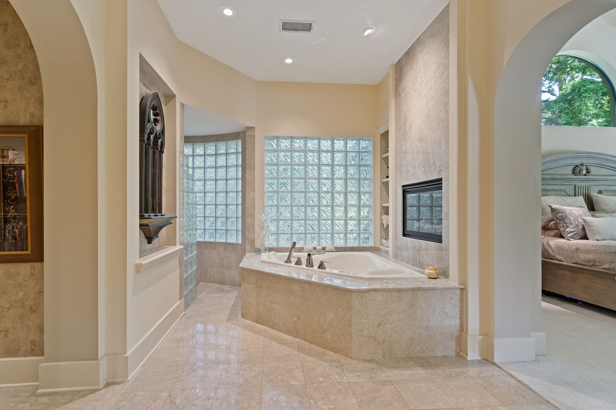17511 Seidel Road Tomball, TX 77377 - Photo 28 of 49 a spacious bathroom with a tub sink and mirror