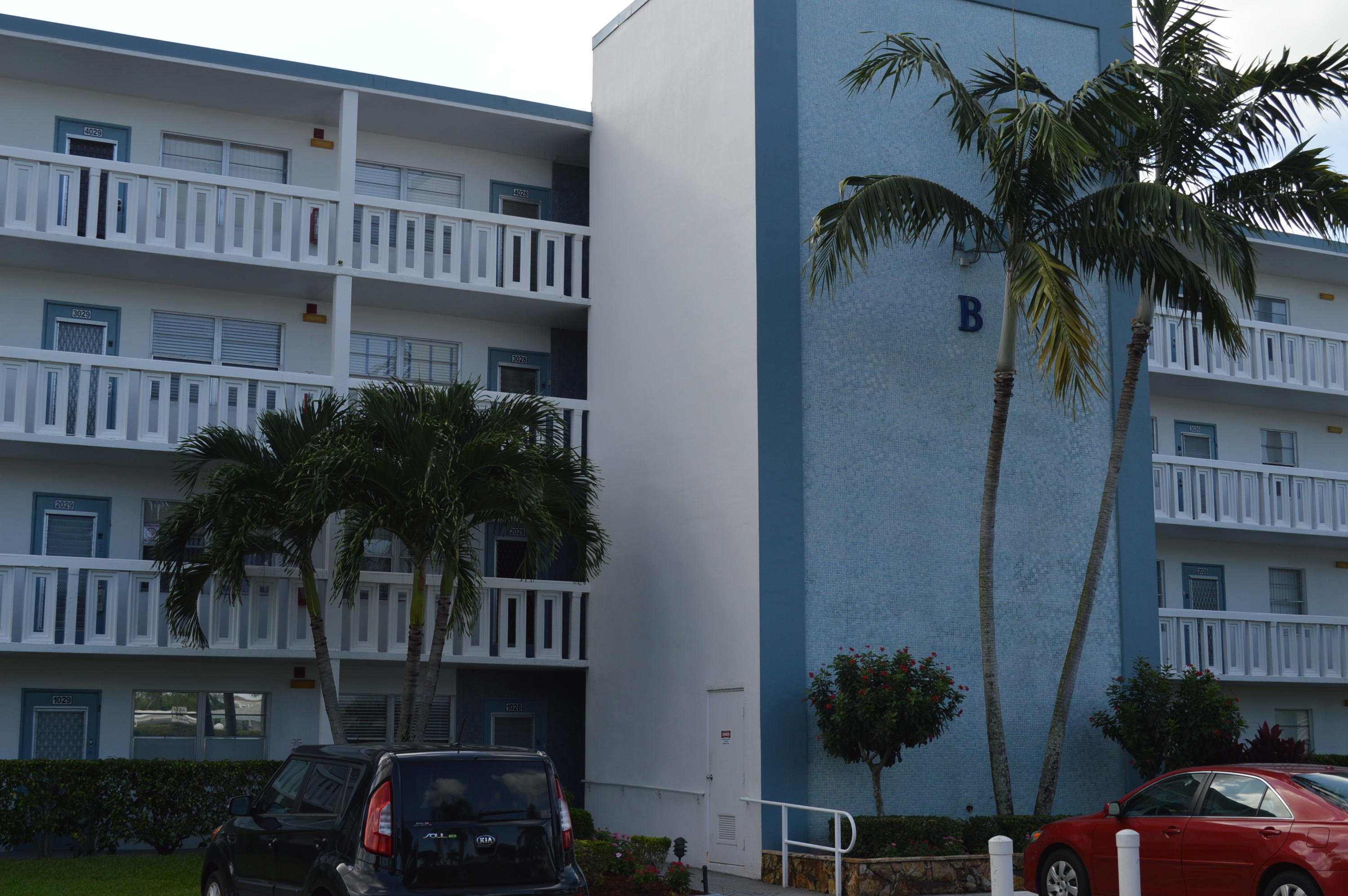 2033 Exeter, Unit 2033 Boca Raton, FL 33434 - Photo 23 of 36 DSC_0807